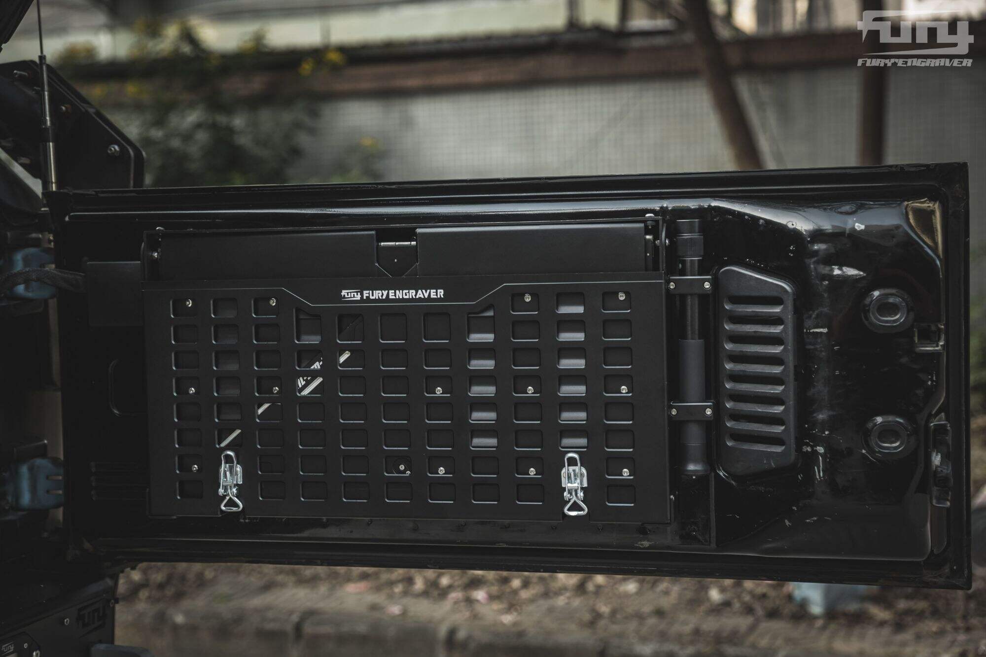 Fury Tailgate folding table For Jeep wrangler