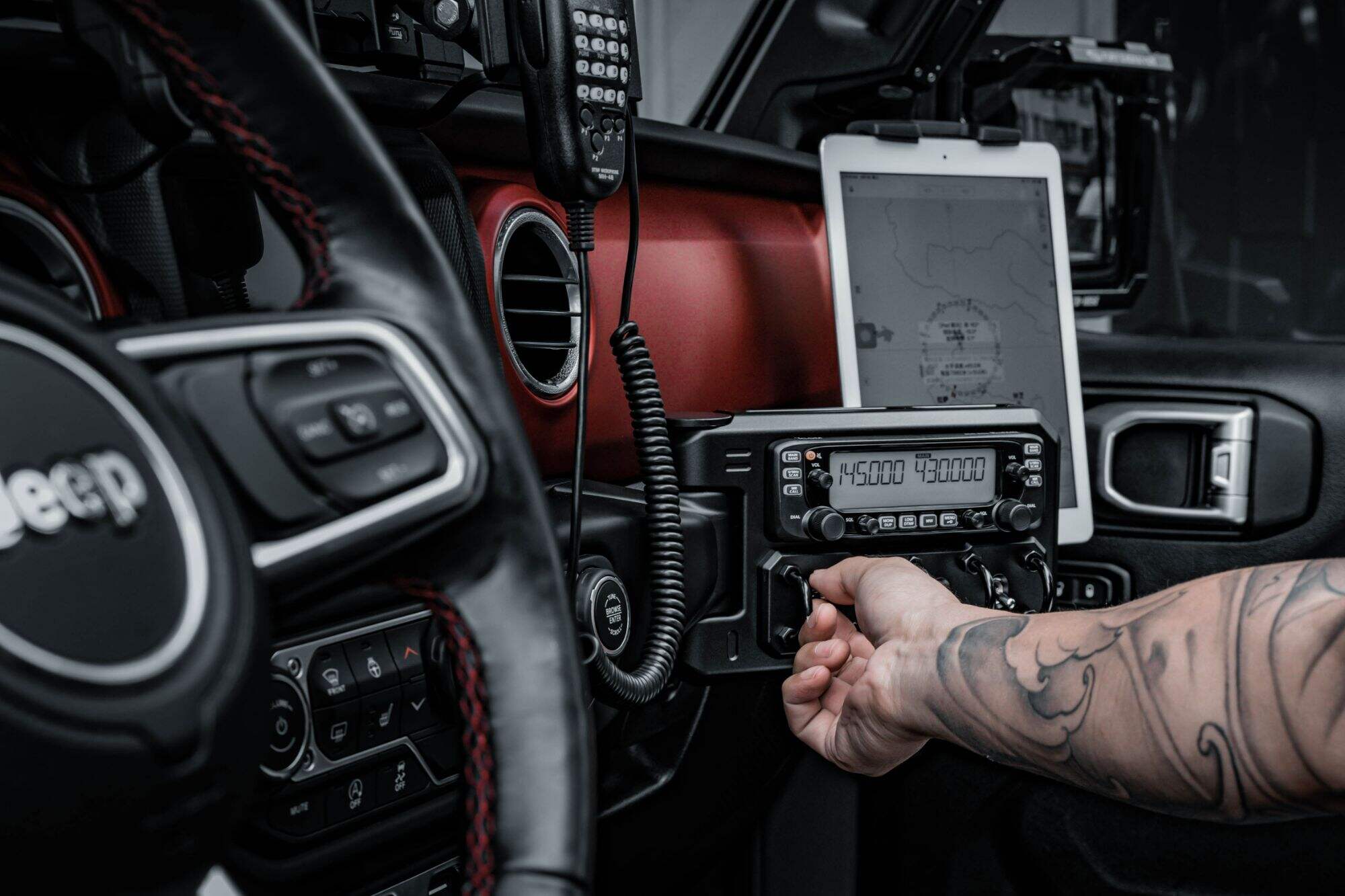 Fury CONTROL PANEL KIT WITH TABLET SUPPORT For Jeep Wrangler