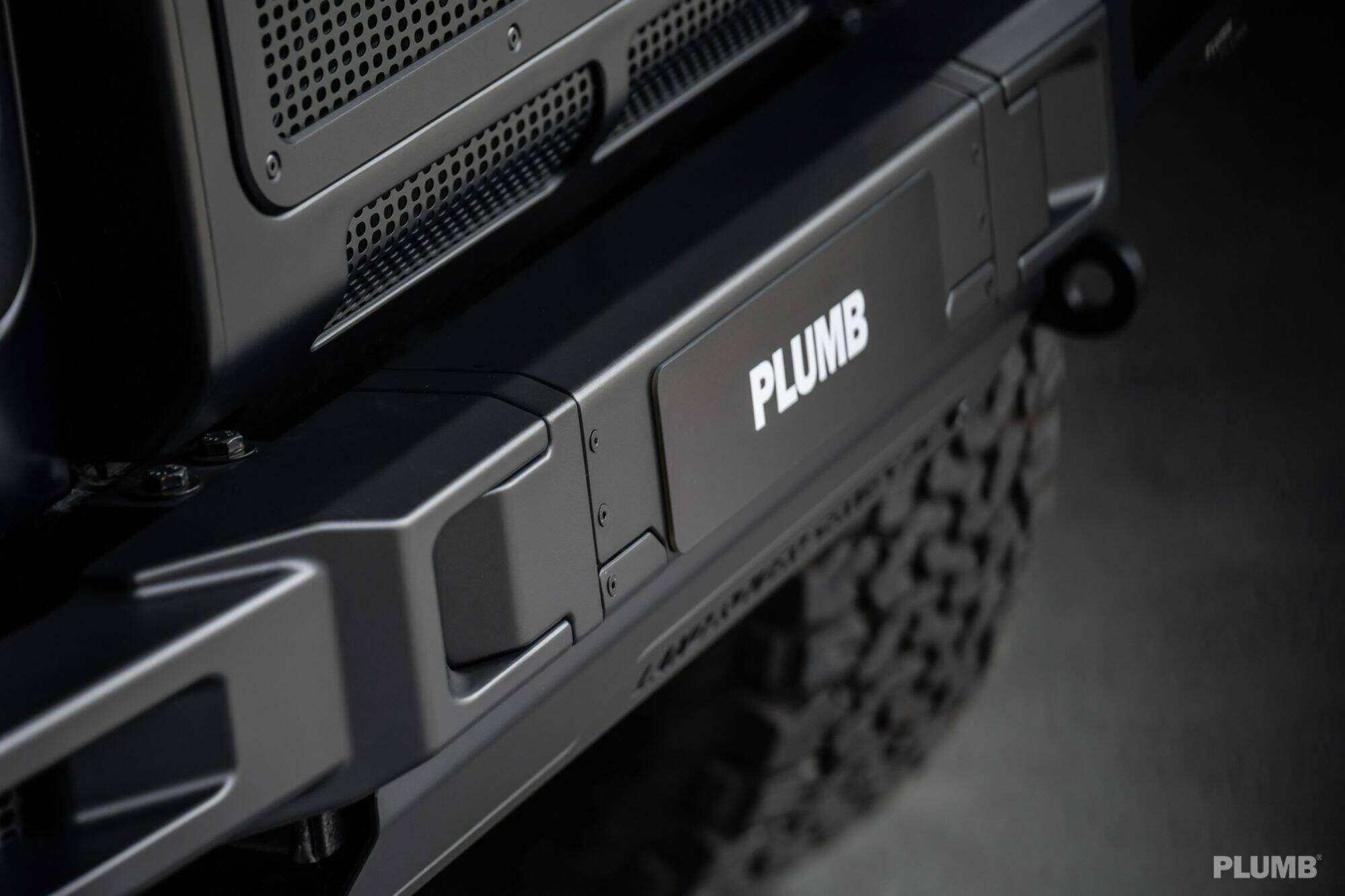 Plumb-Series 76 Front bumper kit