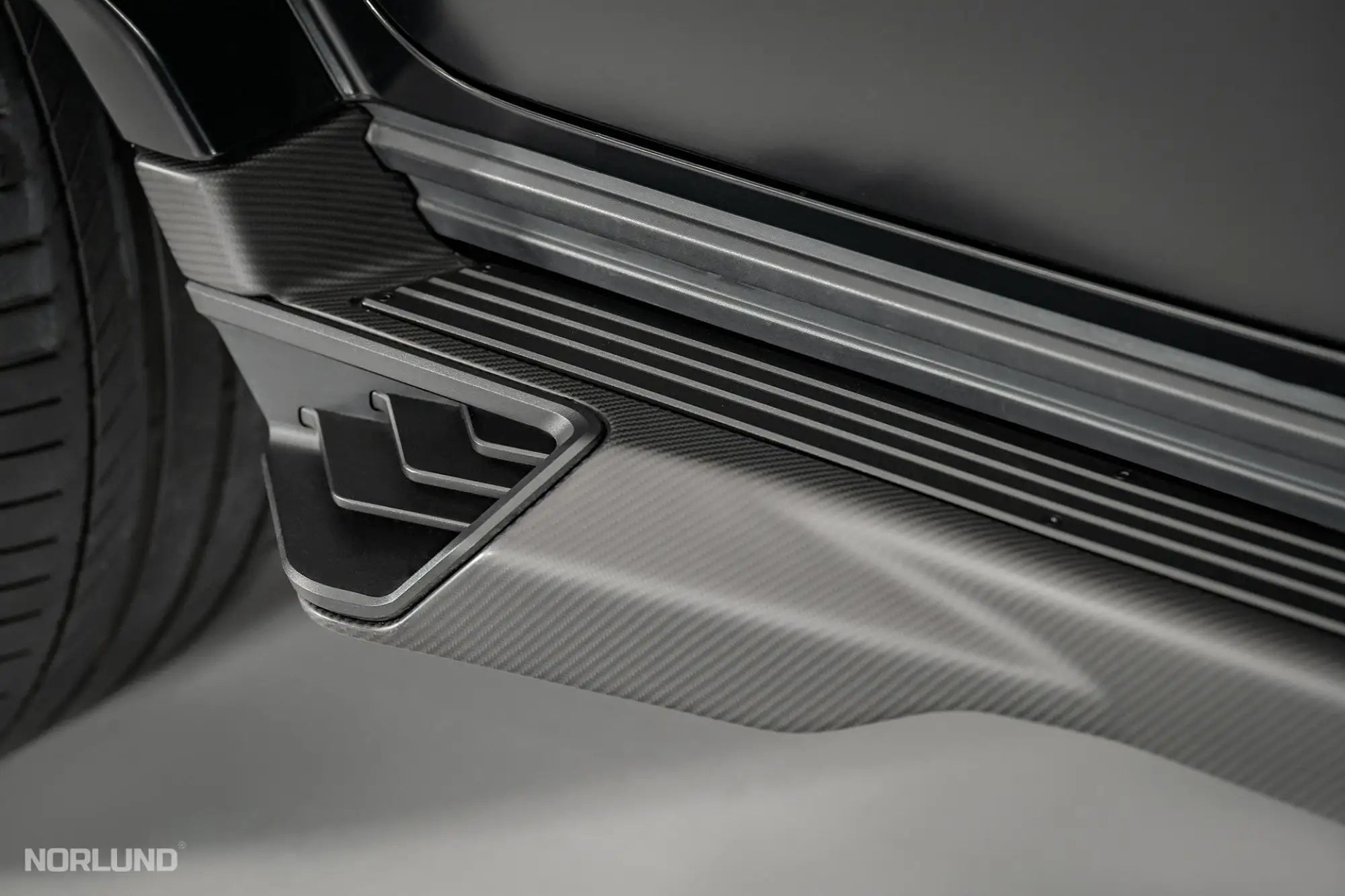 Mercedes-Benz 2018+ G Side bar exhaust kit