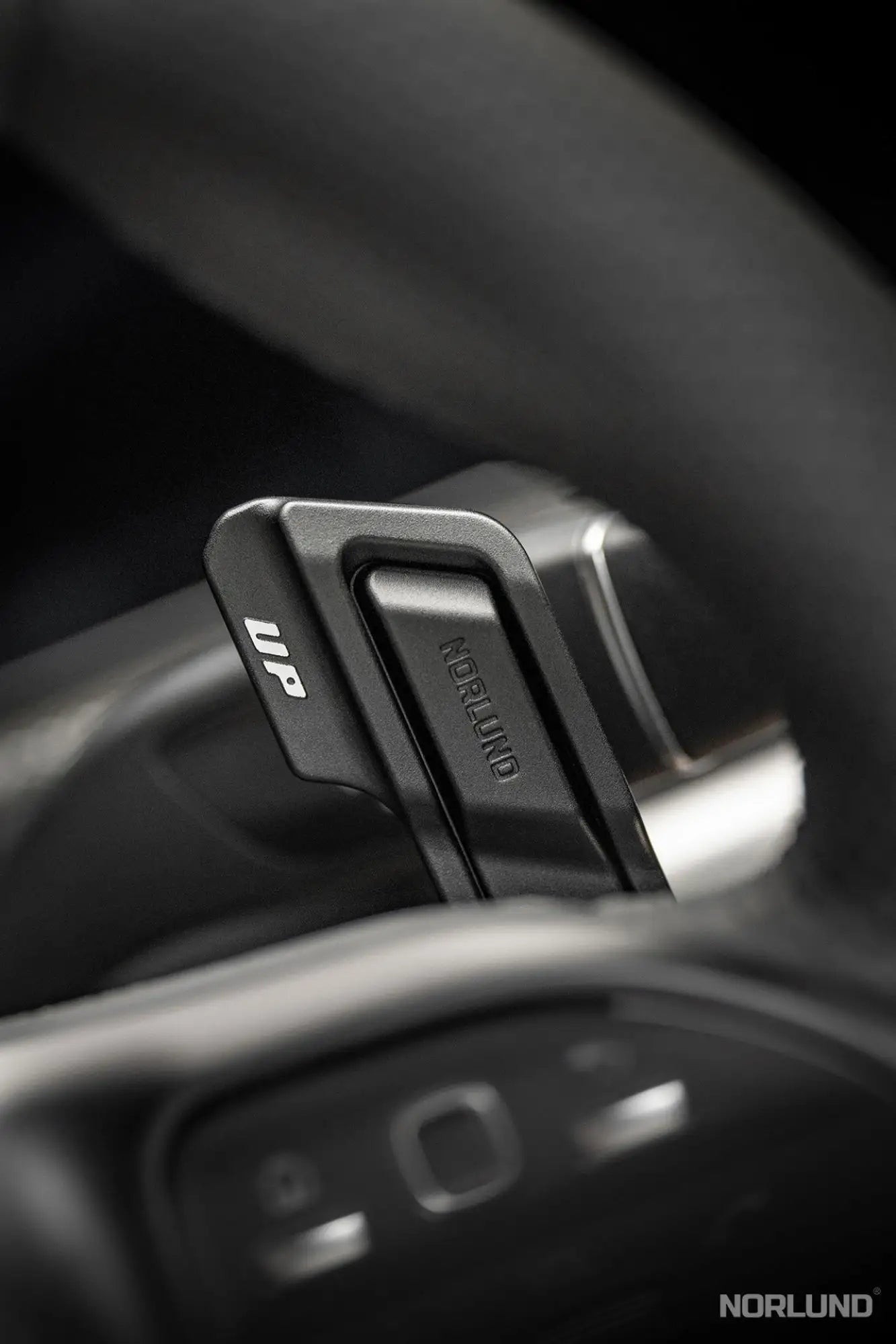 Mercedes-Benz 2018+ G Steering wheel shift paddles