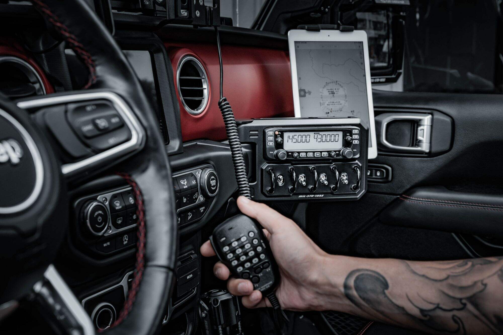 Fury CONTROL PANEL KIT WITH TABLET SUPPORT For Jeep Wrangler