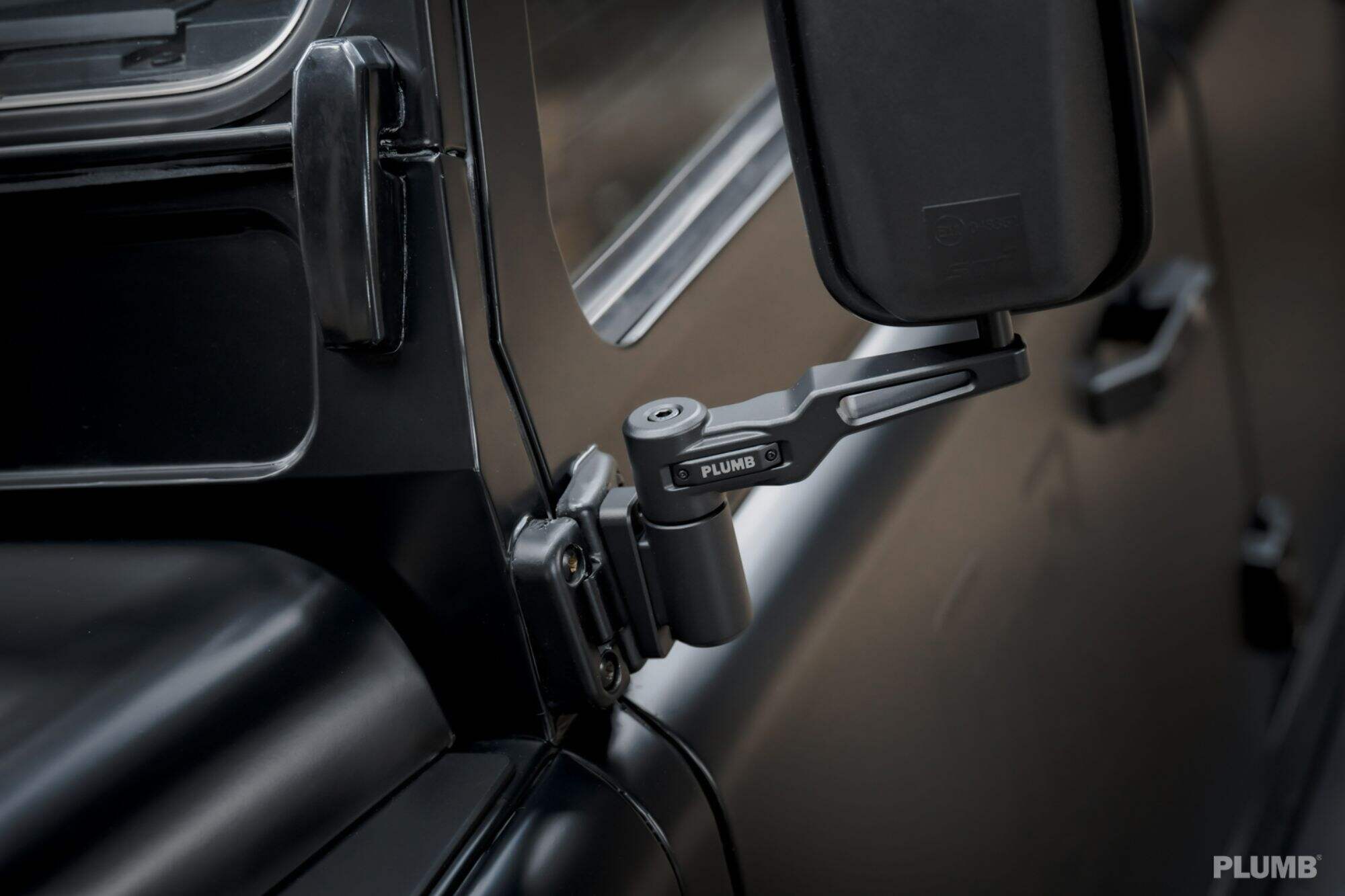 PLUMB-Series 76 Mirror rocker