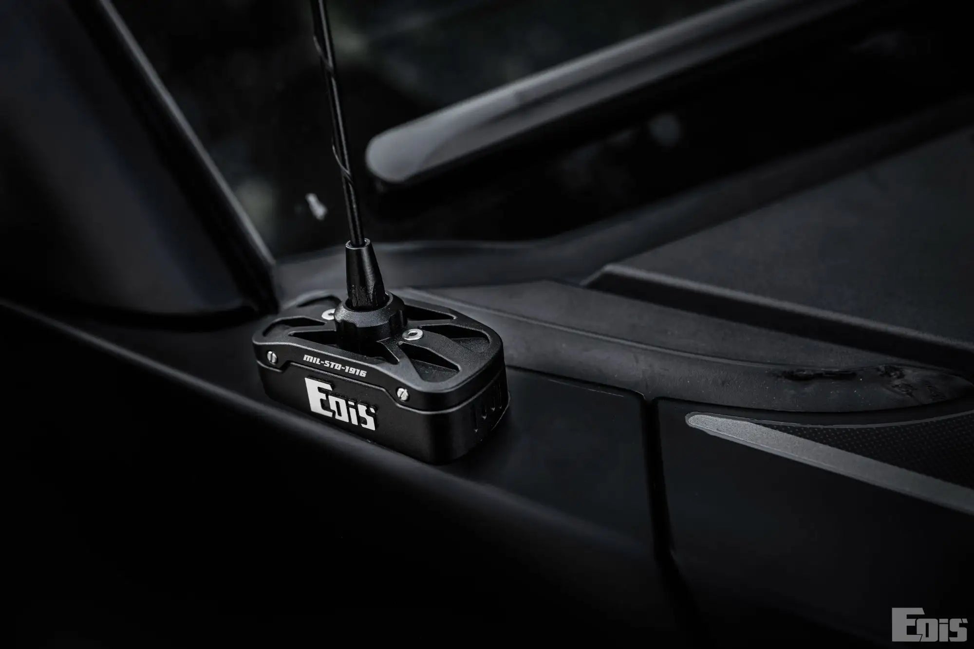 2017-2020 FORD F150 Antenna cover