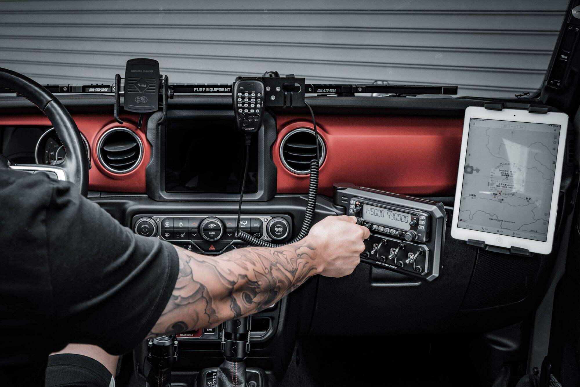 Fury CONTROL PANEL KIT WITH TABLET SUPPORT For Jeep Wrangler