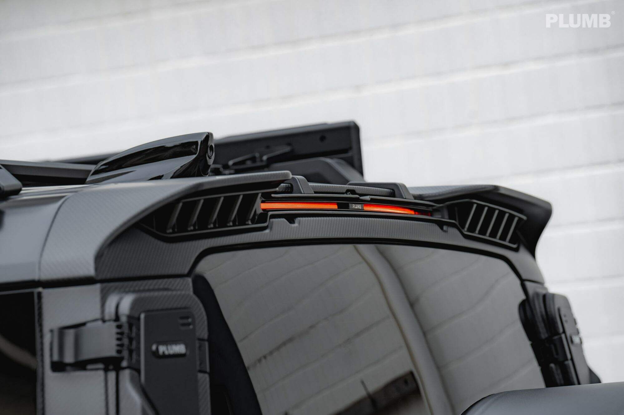Plumb Rear spoiler For Land Rover Defender 90/110/130
