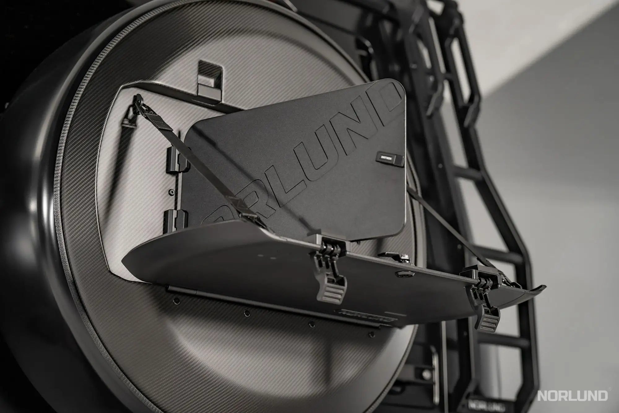 Mercedes-Benz 2018+ G Spare Tire Integration Kit