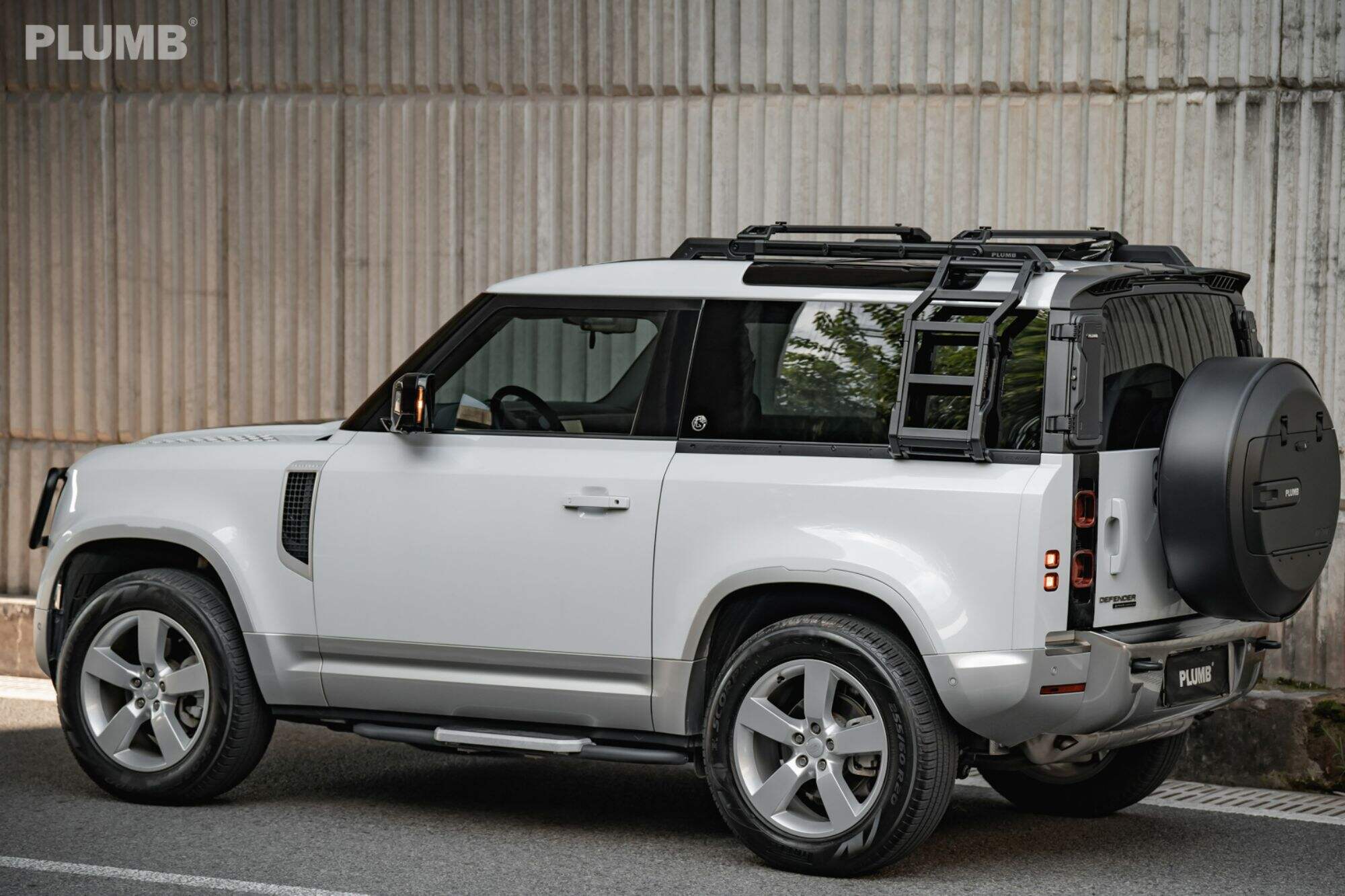 Plumb Side Ladder For Land Rover Defender 90