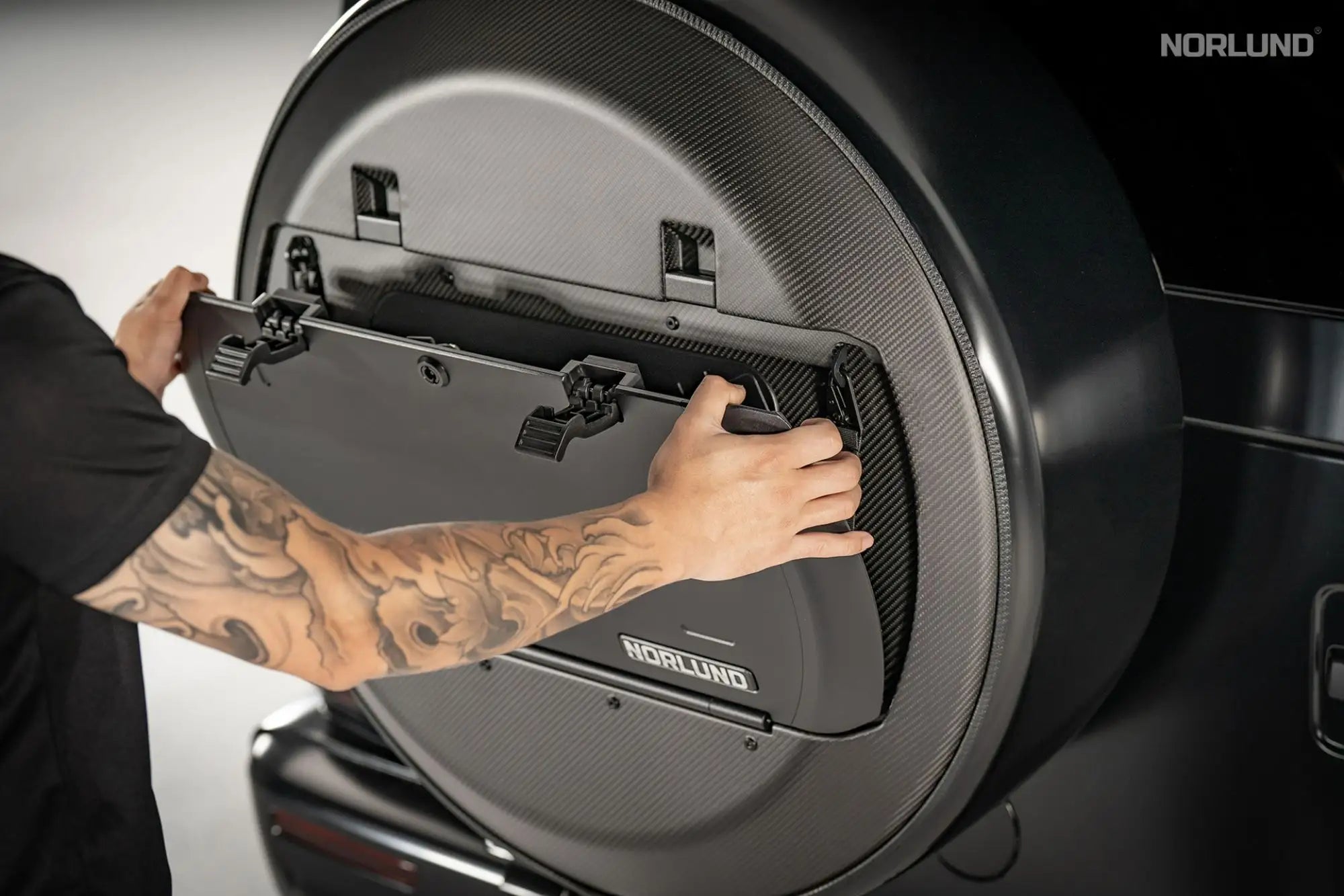 Mercedes-Benz 2018+ G Spare Tire Integration Kit