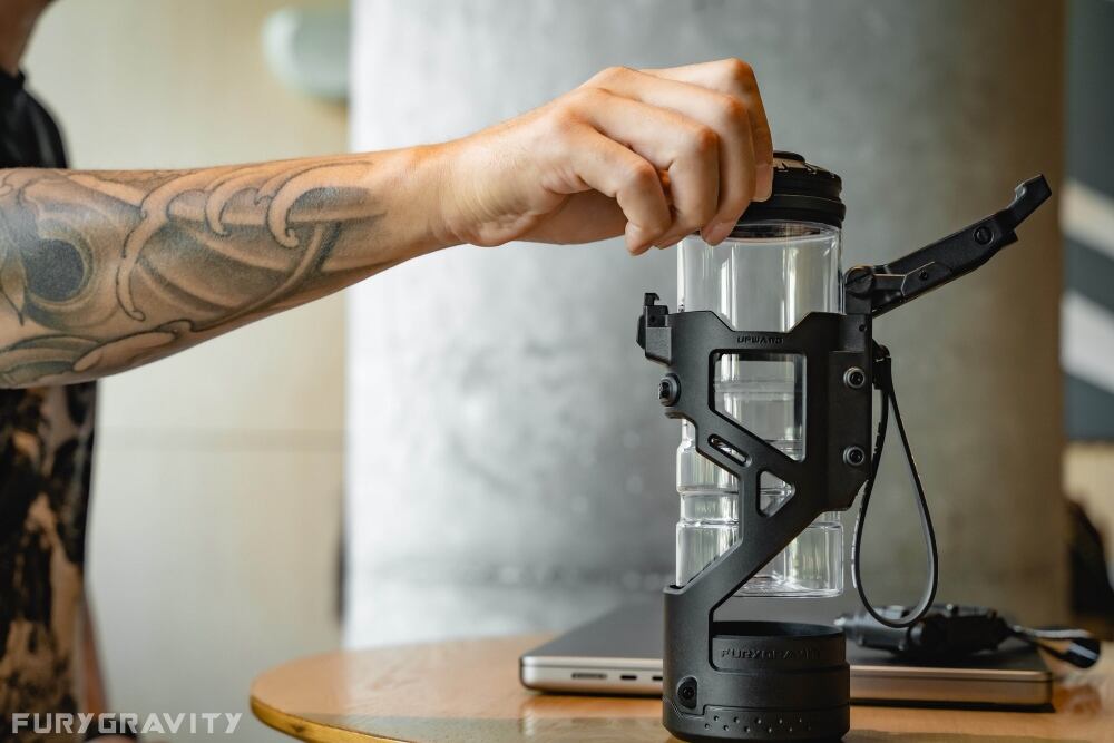 Fury Gravity 500ml Sports Water Bottle Cup with Plastic Leak Proof Drinking Screw Lid With Bounce Cover