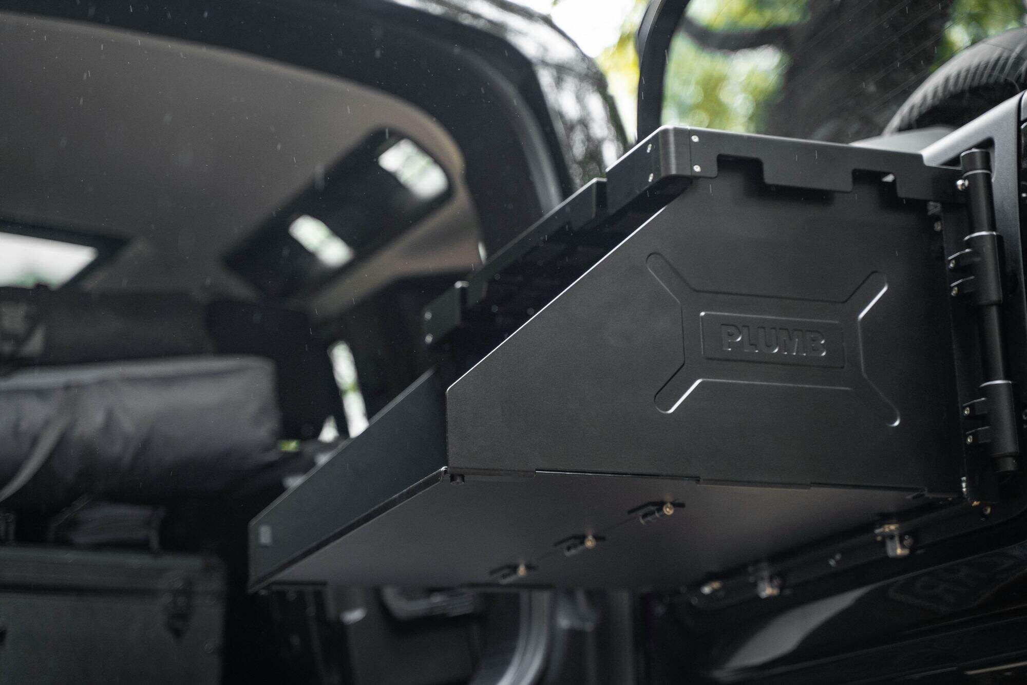 Plumb Tailgate folding table For Land Rover Defender 90/110