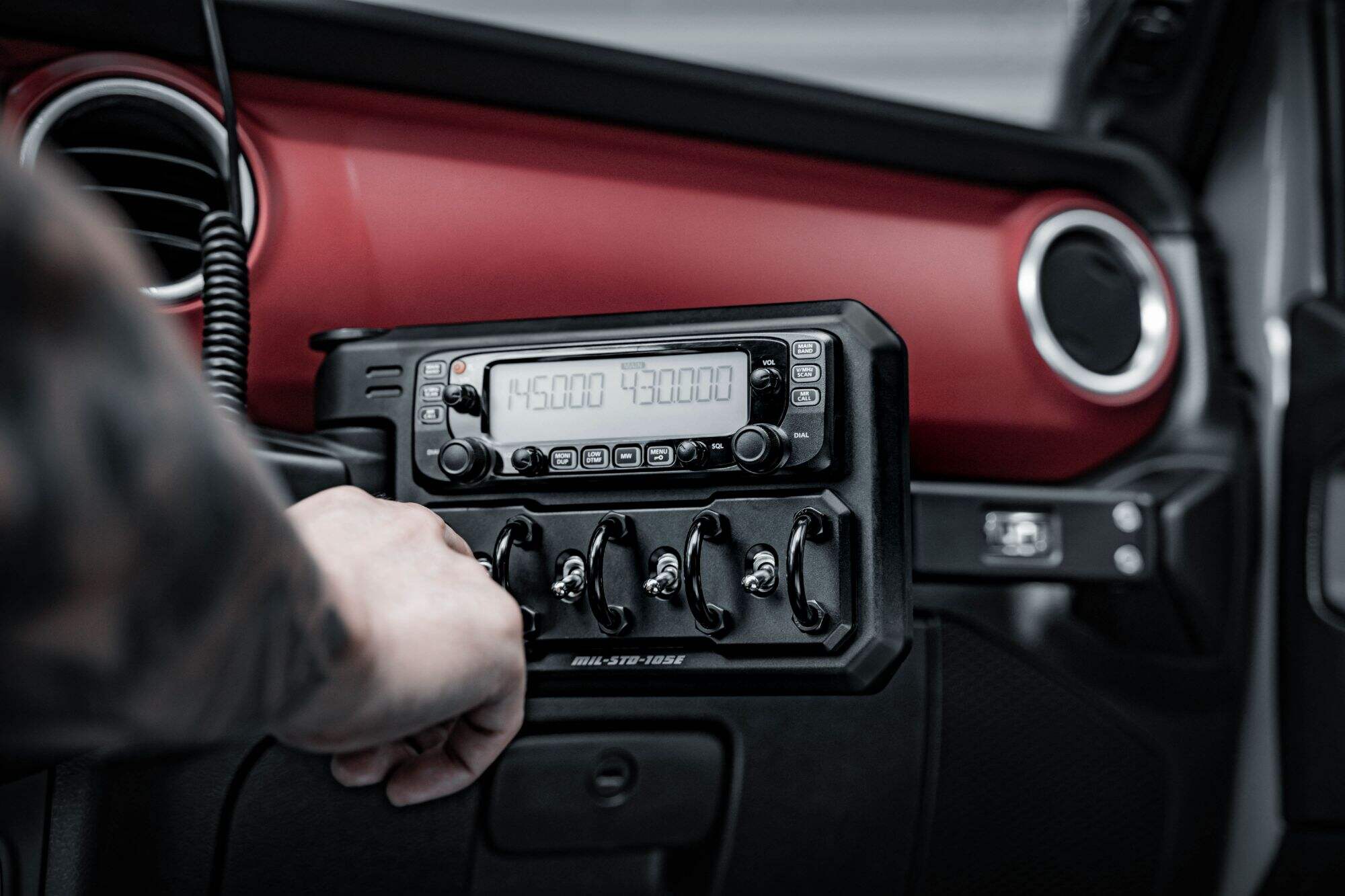 Fury CONTROL PANEL KIT WITH TABLET SUPPORT For Jeep Wrangler