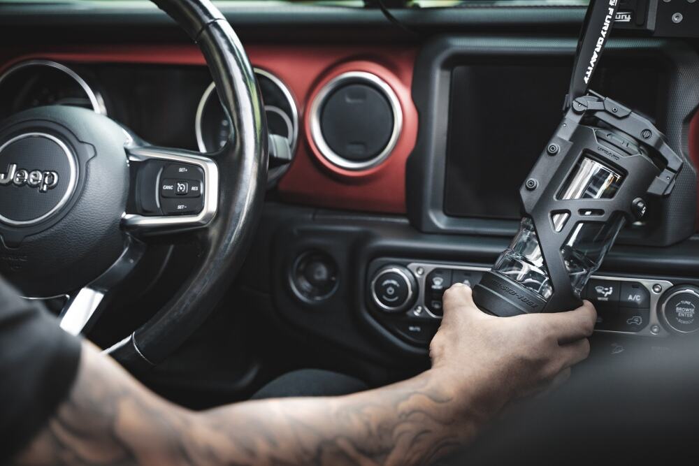 Fury Gravity 500ml Sports Water Bottle Cup with Plastic Leak Proof Drinking Screw Lid With Bounce Cover