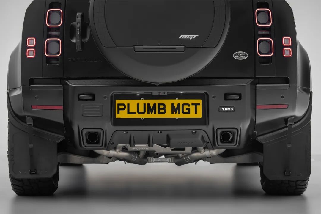 PLUMB M-GT Rear Surround fitted to Land Rover Defender L663