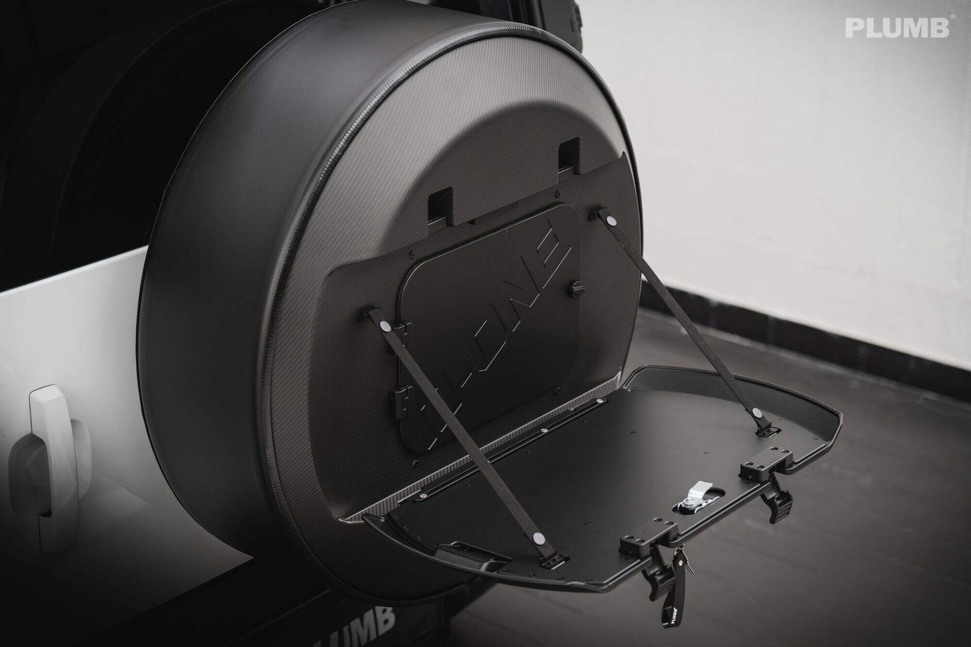 Plumb Spare Tire Integration Kit For Land Rover Defender 90/110/130