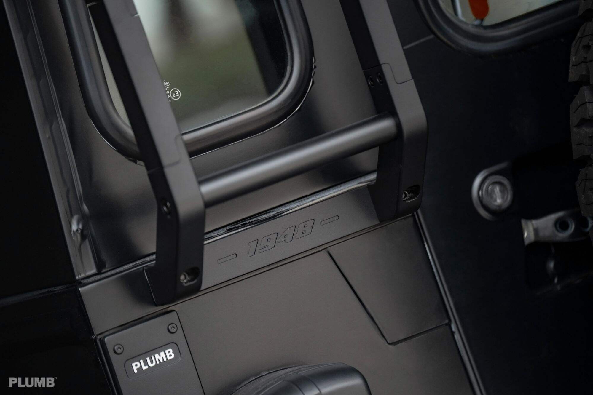 Plumb-Series 76 Ladder