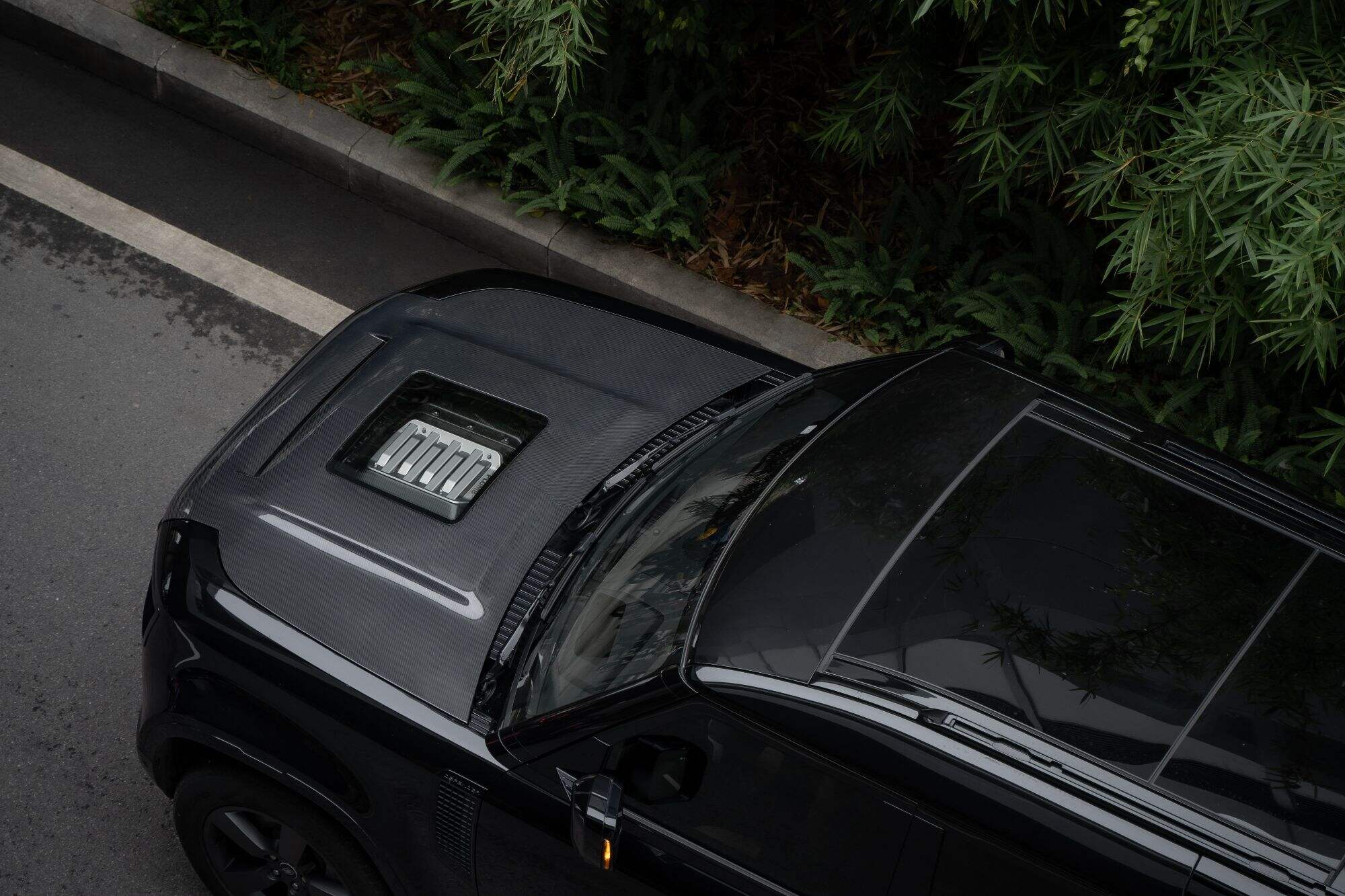 Plumb Dry carbon fibre hood kit alloy V8 bonnet plate For Land Rover Defender 90/110