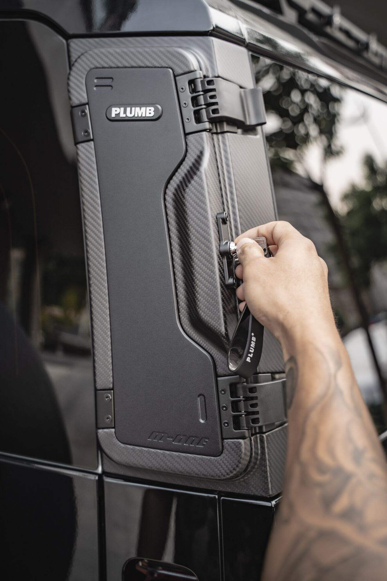 Plumb Tailgate side expansion gear box For Land Rover Defender 90/110