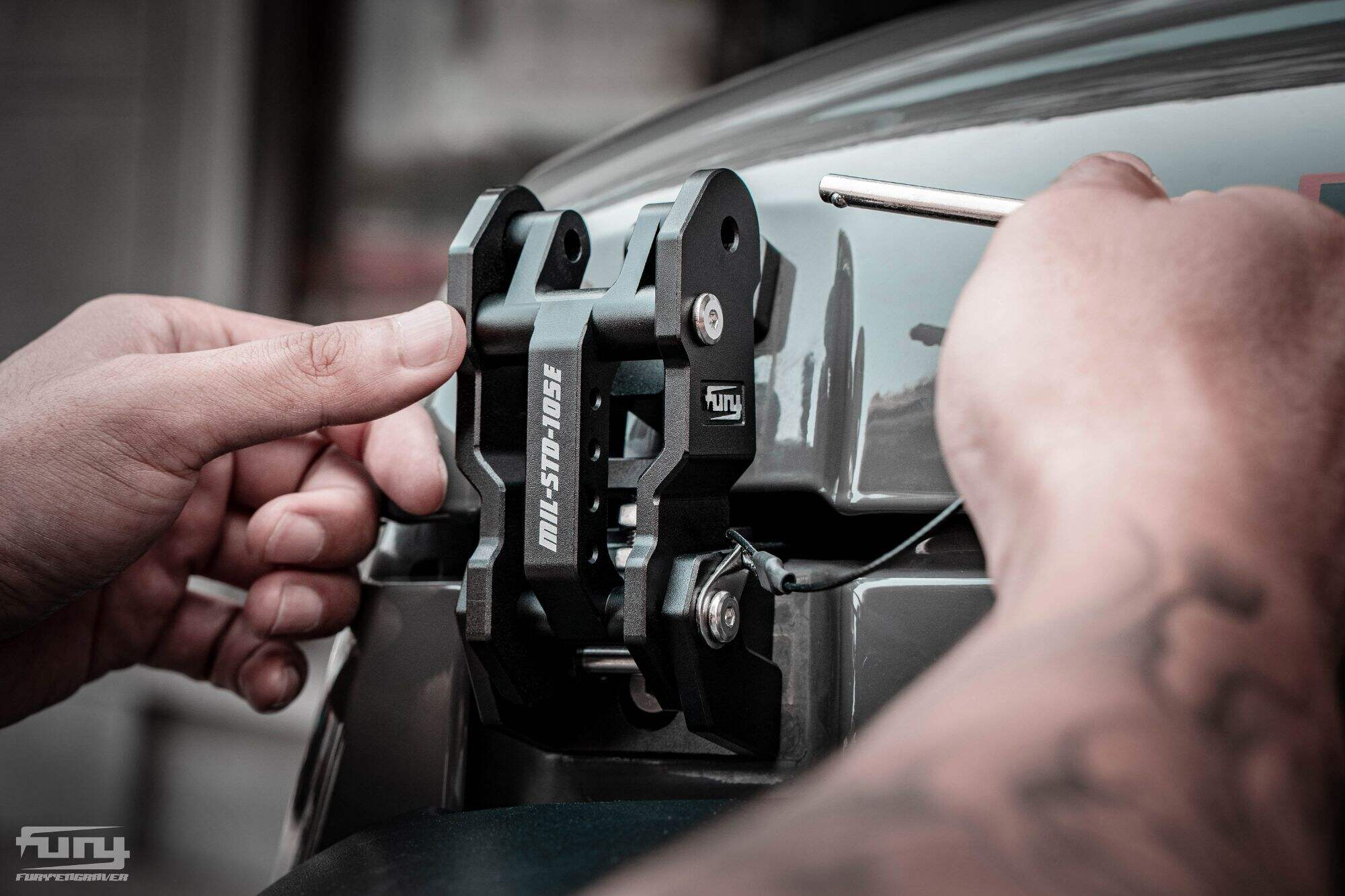 Fury hood lock  with mirror For Jeep wrangler