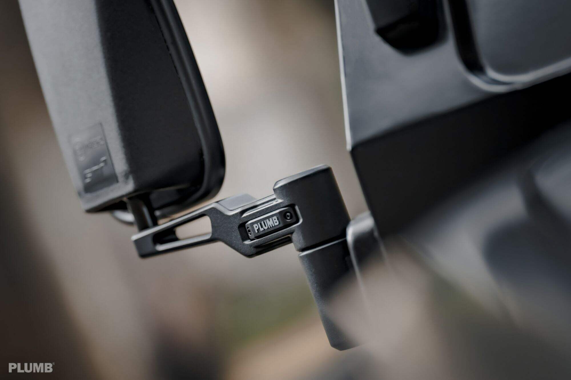 PLUMB-Series 76 Mirror rocker