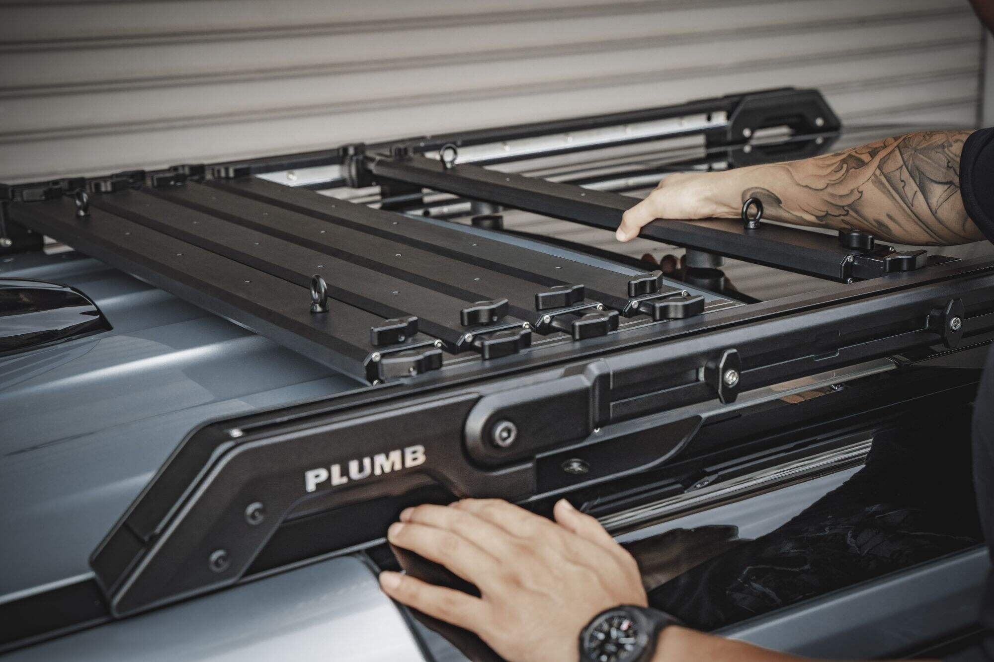 Plumb Aluminum Adjustable  roof rack For Land Rover Defender 110/130