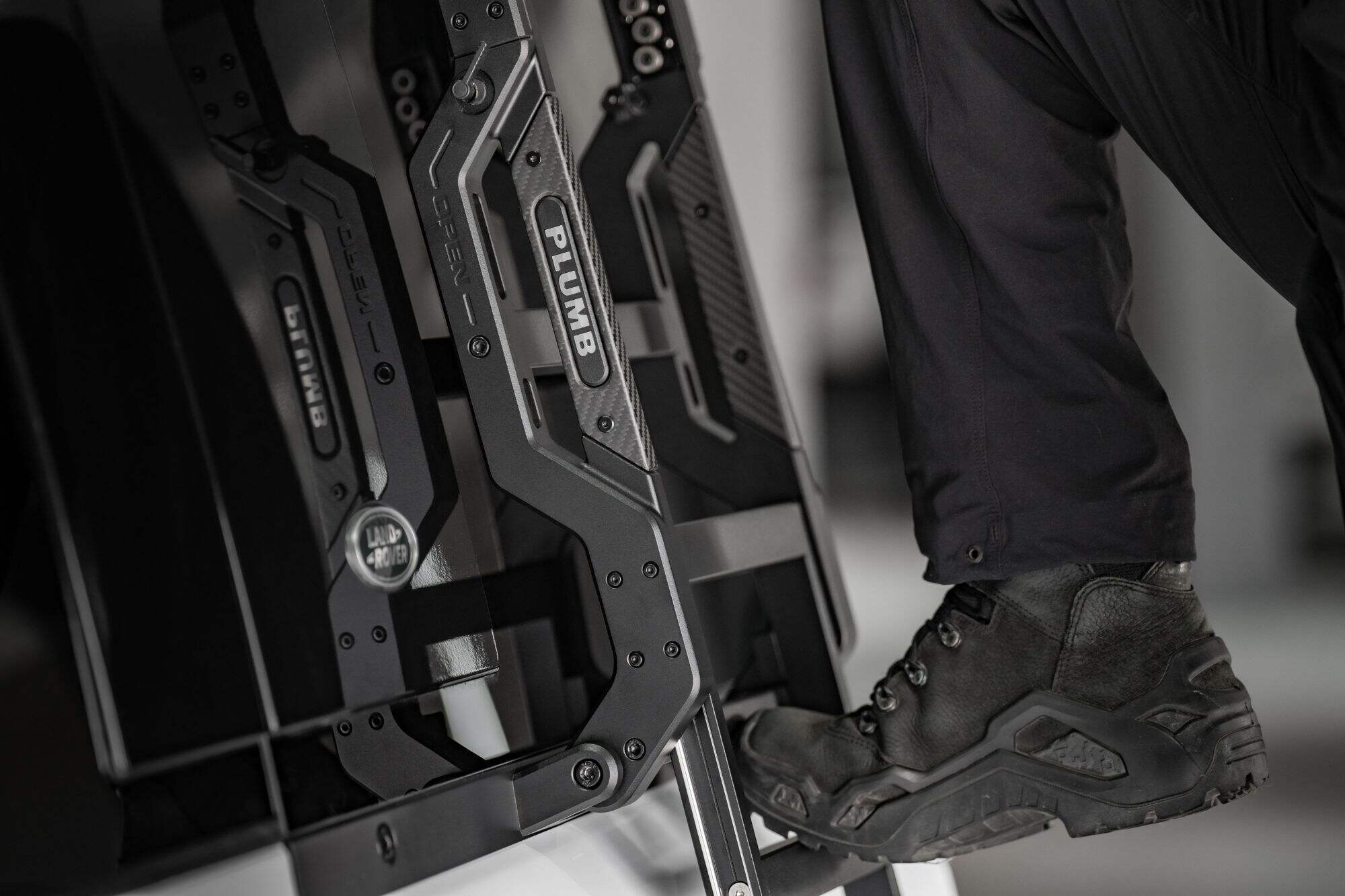 Plumb Side Ladder For Land Rover Defender 110