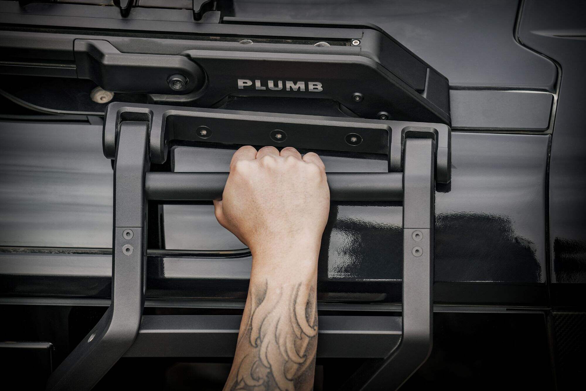 Plumb Side Ladder For Land Rover Defender 110